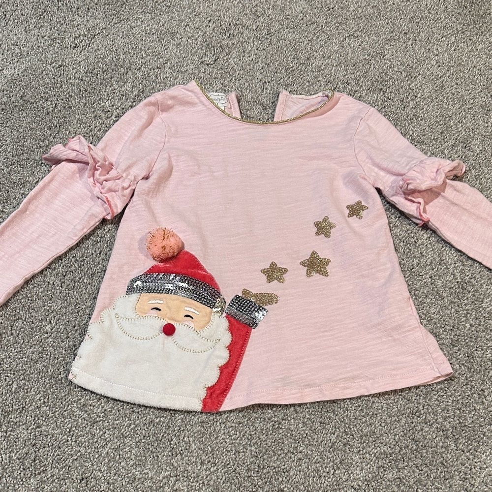 Mudpie Holiday Santa Long Sleeve Ruffle shirt with glitter sequin stars‎ size 4T